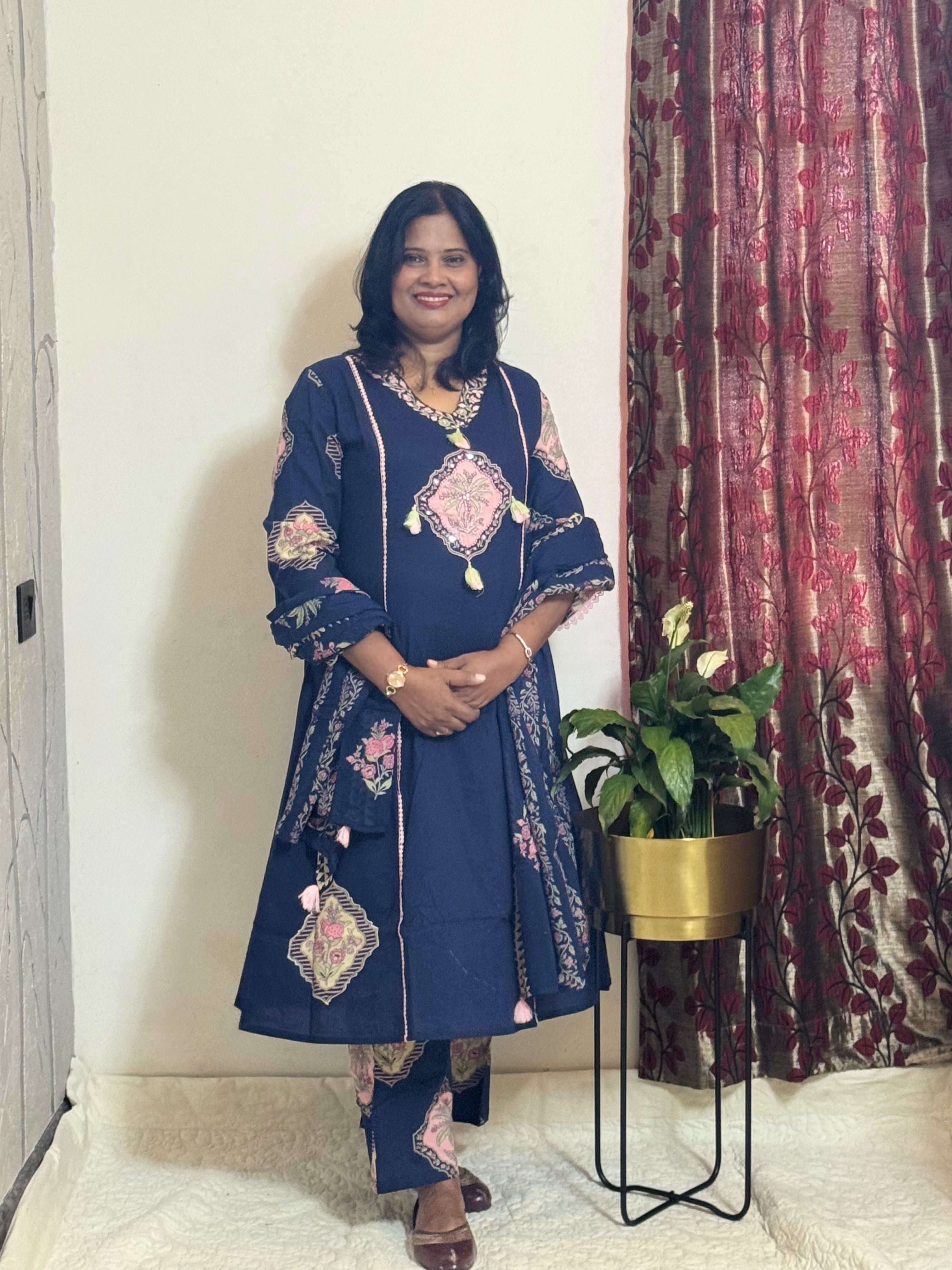 Elegant Blue Floral Printed Cotton Kurta Set with Dupatta